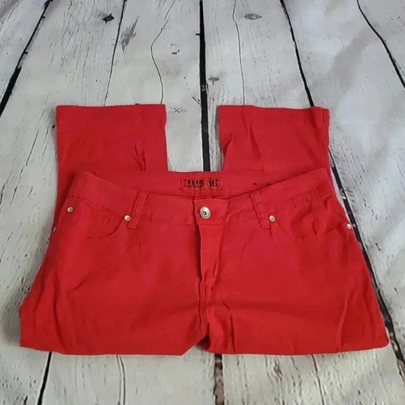 Zanadi Red Capri Jeans Size 16 - Picture 1 of 9